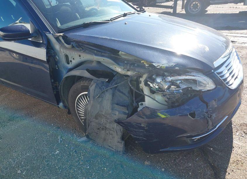 Photo 6 of 2013 Chrysler 200 LX (VIN 1C3CCBAB1DN691570)