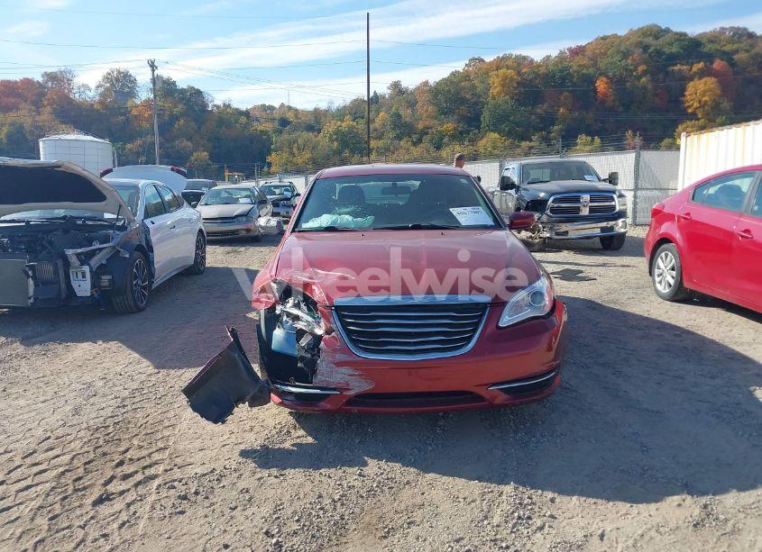 Photo 12 of 2013 Chrysler 200 LX (VIN 1C3CCBAB1DN763402)