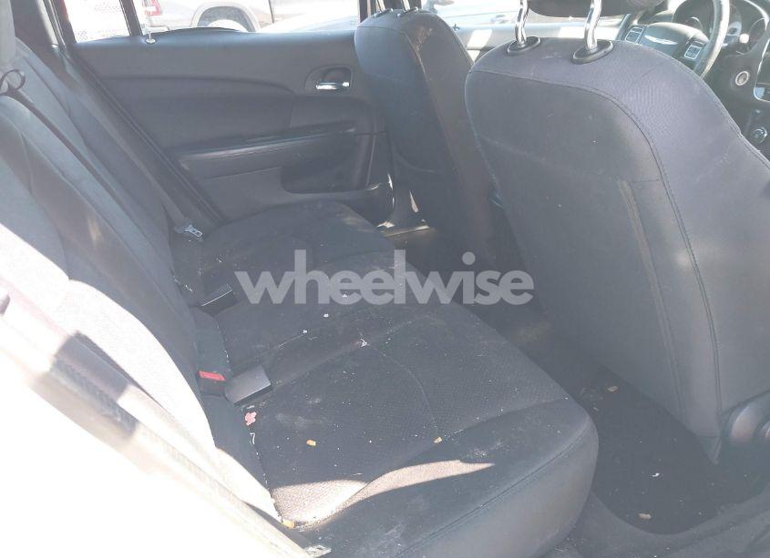 Photo 8 of 2014 Chrysler 200 LX (VIN 1C3CCBAB1EN146728)