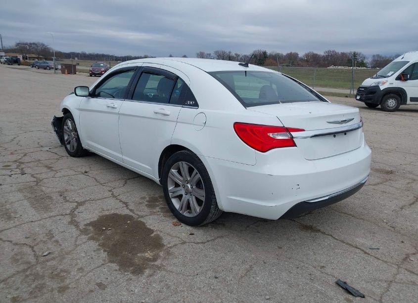 Photo 3 of 2014 Chrysler 200 LX (VIN 1C3CCBAB1EN207639)