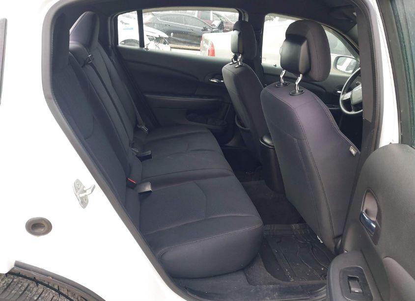 Photo 8 of 2014 Chrysler 200 LX (VIN 1C3CCBAB1EN207639)