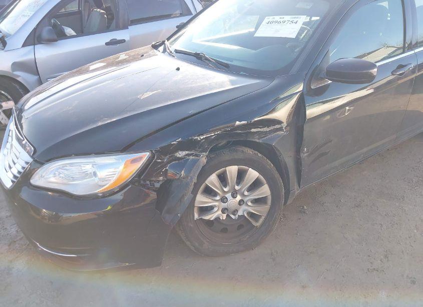 Photo 6 of 2014 Chrysler 200 LX (VIN 1C3CCBAB1EN208760)