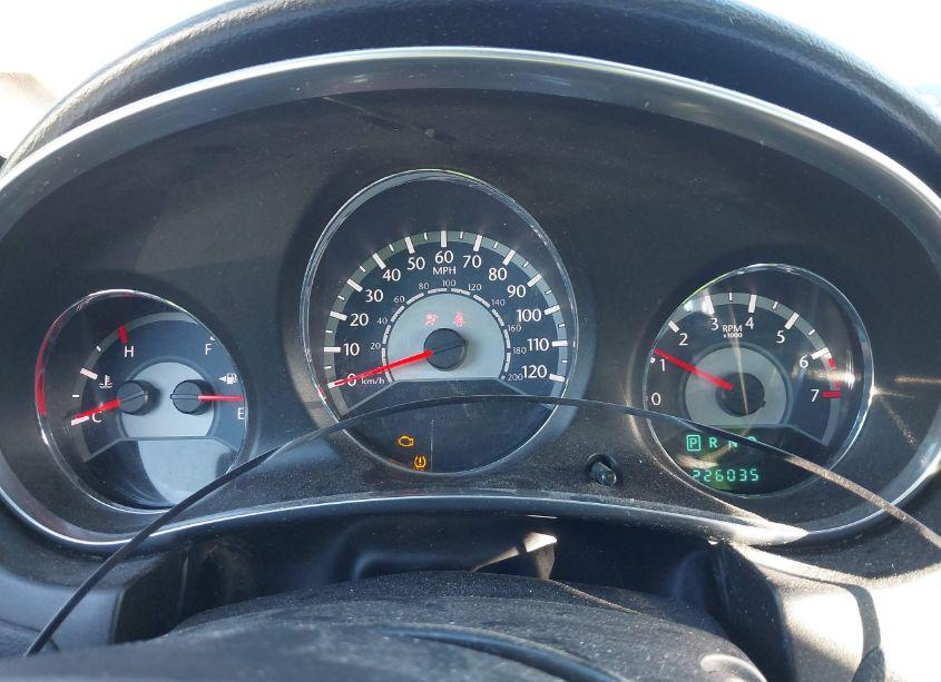 Photo 7 of 2014 Chrysler 200 LX (VIN 1C3CCBAB1EN208760)