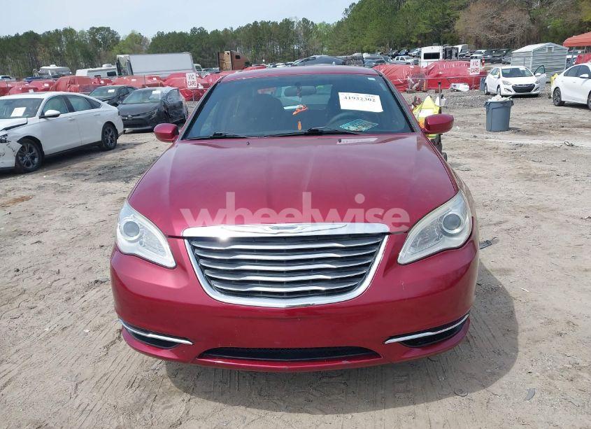 Photo 12 of 2014 Chrysler 200 LX (VIN 1C3CCBAB1EN209312)