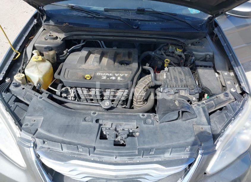 Photo 10 of 2012 Chrysler 200 LX (VIN 1C3CCBAB2CN201717)