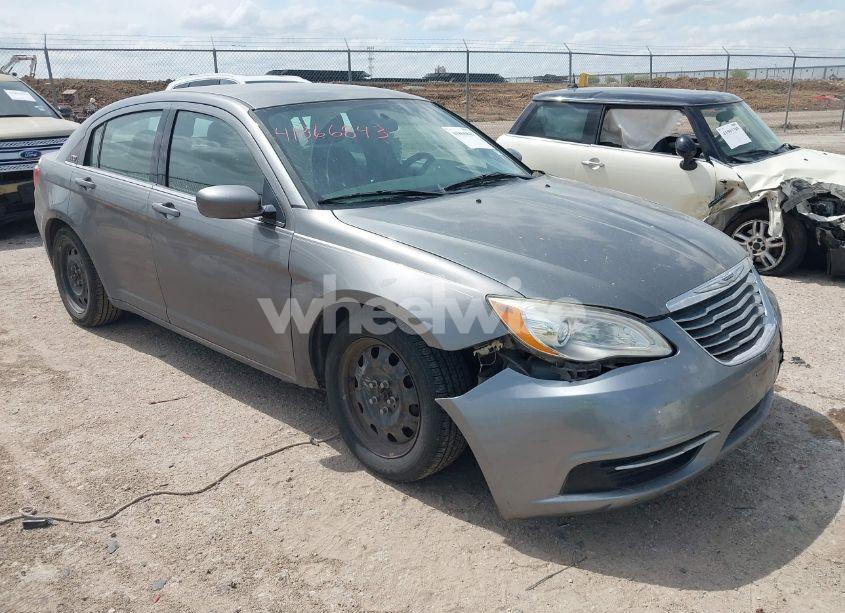 2012 Chrysler 200 LX (VIN 1C3CCBAB2CN240954) main photo