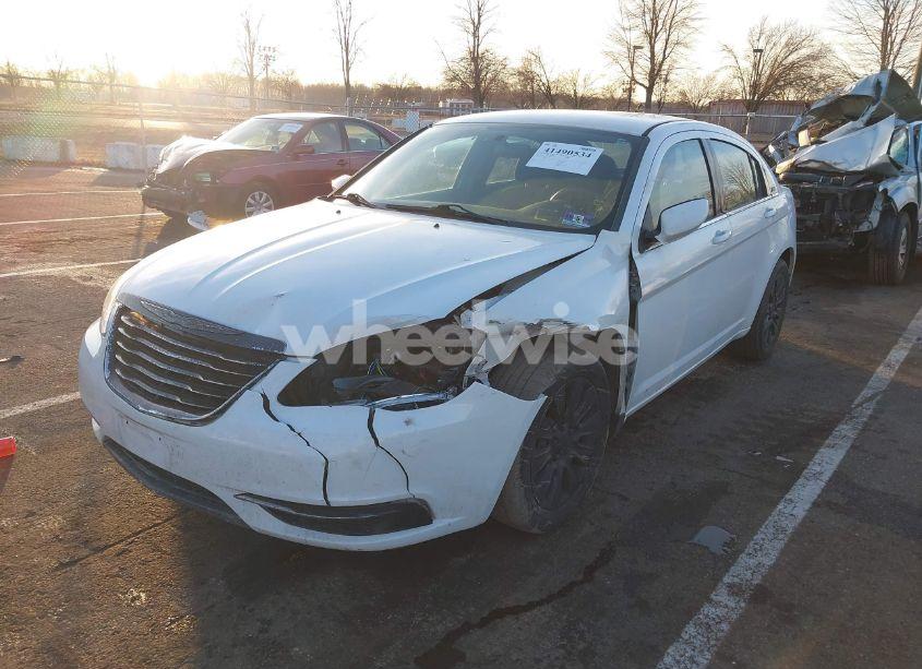 Photo 6 of 2013 Chrysler 200 LX (VIN 1C3CCBAB2DN559529)