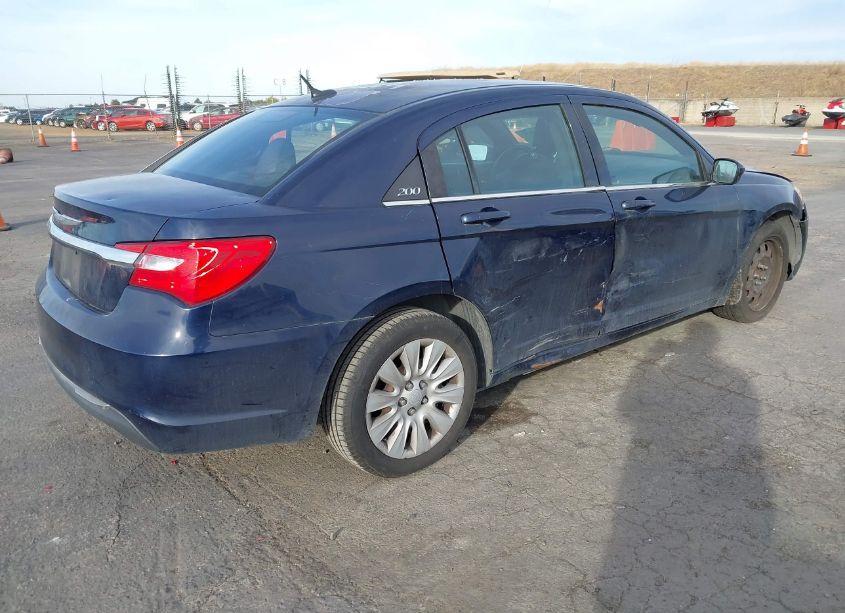 Photo 4 of 2013 Chrysler 200 LX (VIN 1C3CCBAB2DN642331)