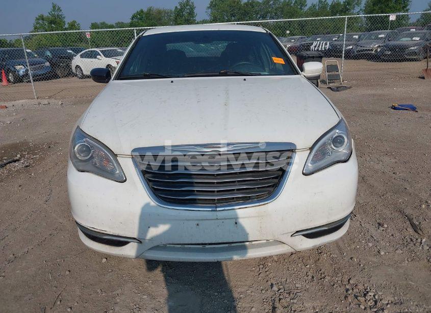 Photo 12 of 2013 Chrysler 200 LX (VIN 1C3CCBAB2DN646993)