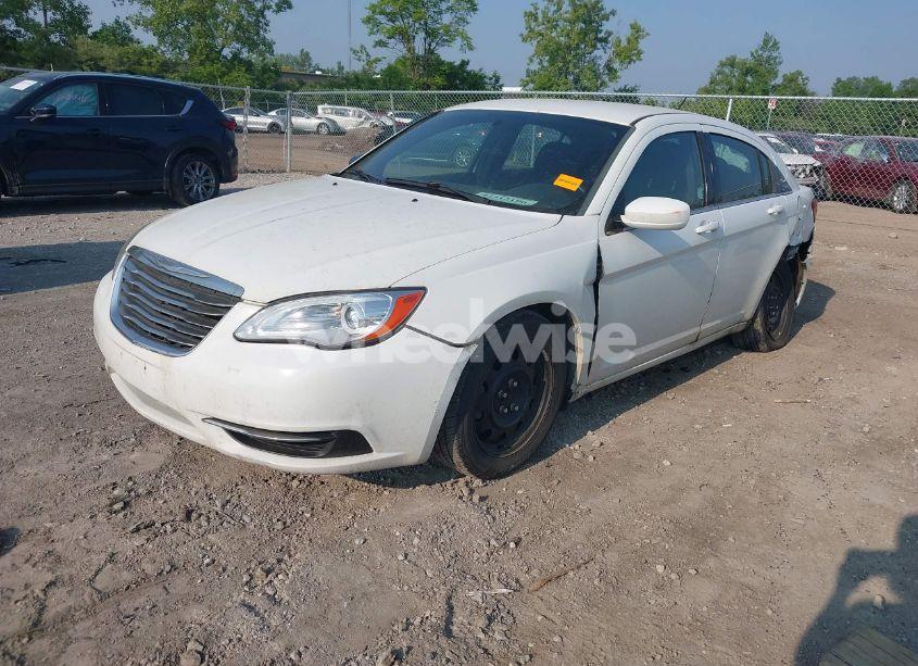 Photo 2 of 2013 Chrysler 200 LX (VIN 1C3CCBAB2DN646993)