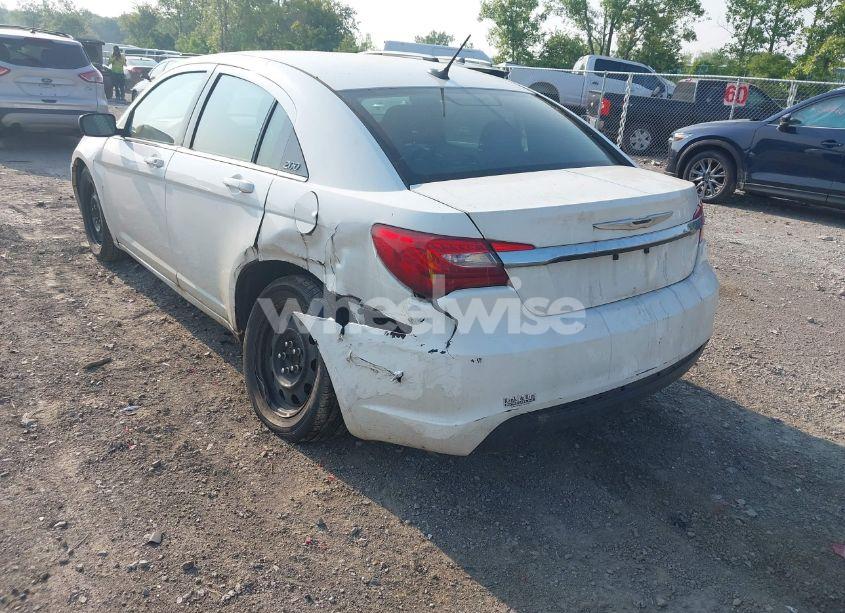 Photo 3 of 2013 Chrysler 200 LX (VIN 1C3CCBAB2DN646993)