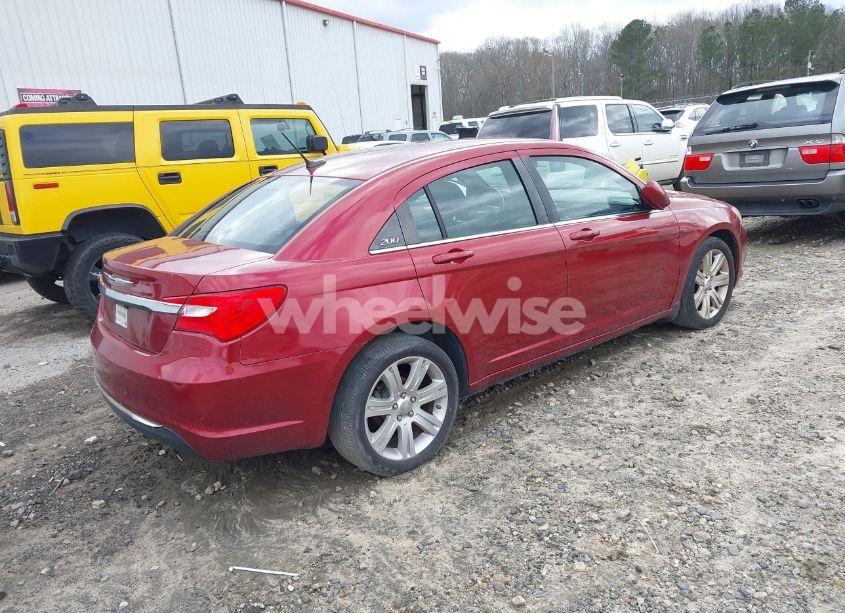 Photo 4 of 2013 Chrysler 200 LX (VIN 1C3CCBAB2DN671781)