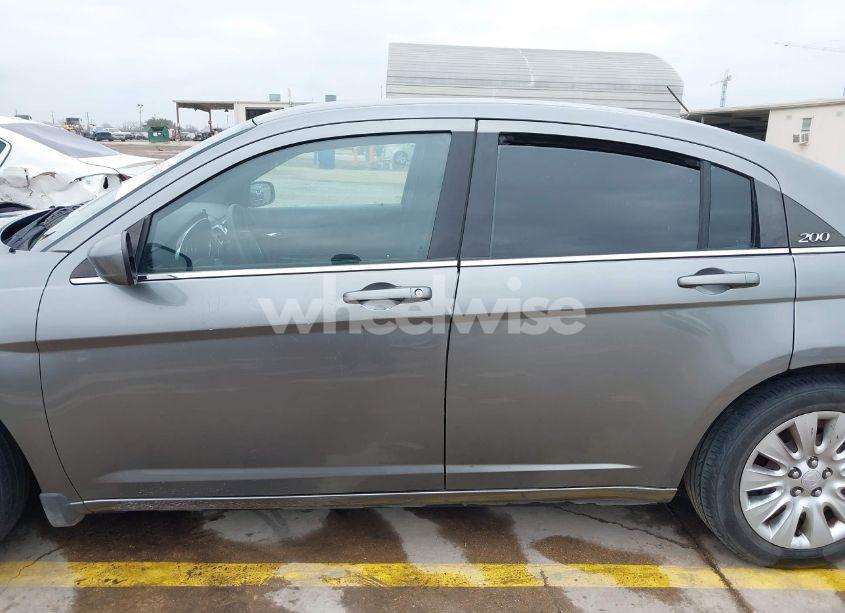 Photo 14 of 2013 Chrysler 200 LX (VIN 1C3CCBAB2DN691691)