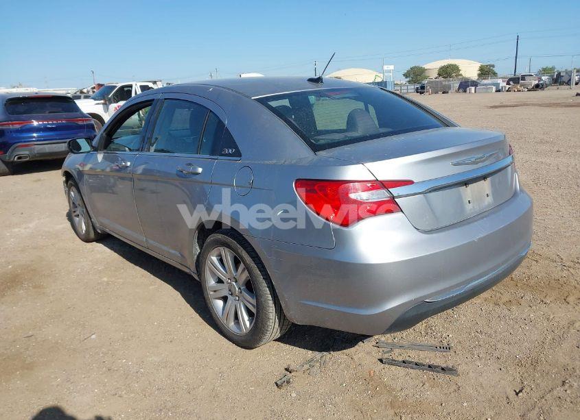 Photo 3 of 2013 Chrysler 200 LX (VIN 1C3CCBAB2DN697975)