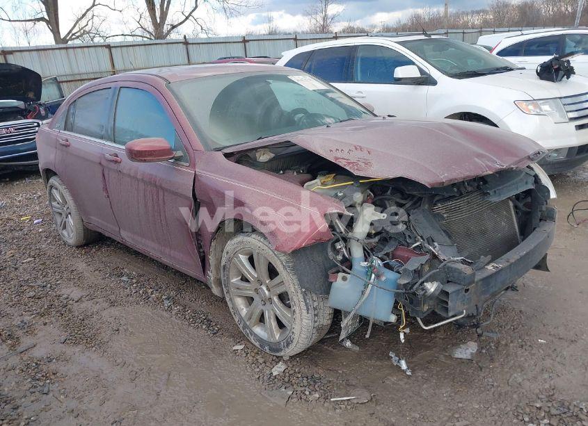 Photo 6 of 2013 Chrysler 200 LX (VIN 1C3CCBAB2DN698690)