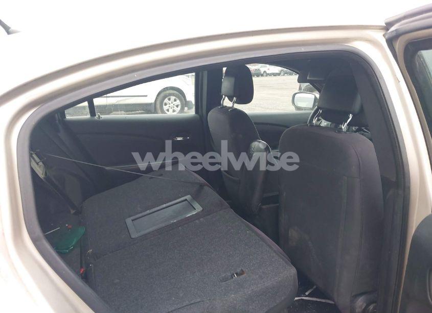 Photo 8 of 2013 Chrysler 200 LX (VIN 1C3CCBAB2DN715102)