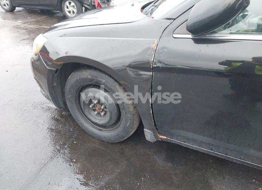 Photo 16 of 2012 Chrysler 200 LX (VIN 1C3CCBAB3CN113419)