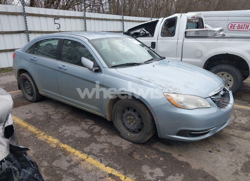 2012 Chrysler 200 LX (VIN 1C3CCBAB3CN150454) main photo