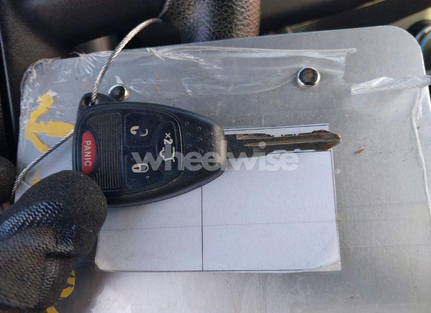 Photo 11 of 2013 Chrysler 200 LX (VIN 1C3CCBAB3DN646579)