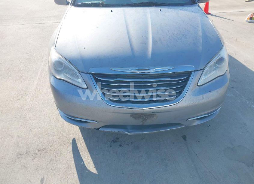 Photo 13 of 2013 Chrysler 200 LX (VIN 1C3CCBAB3DN646579)