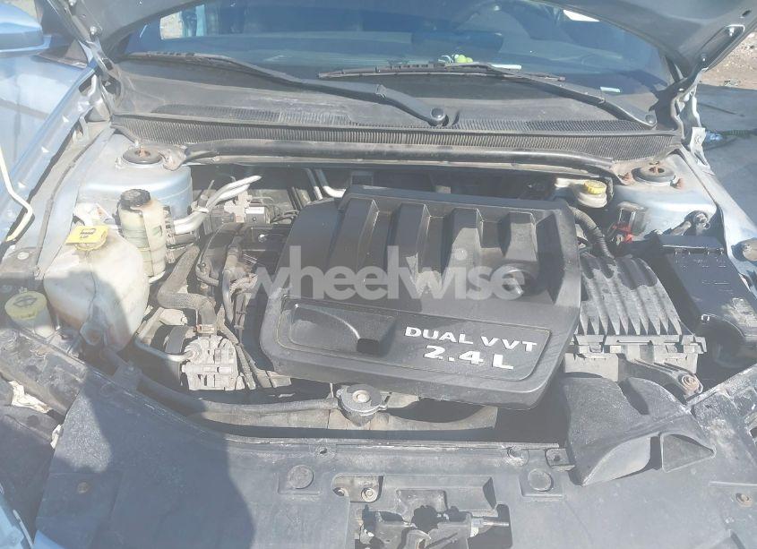 Photo 10 of 2013 Chrysler 200 LX (VIN 1C3CCBAB3DN697970)