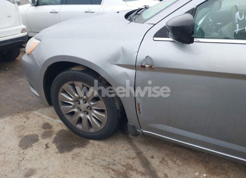 Photo 6 of 2014 Chrysler 200 LX (VIN 1C3CCBAB3EN123774)