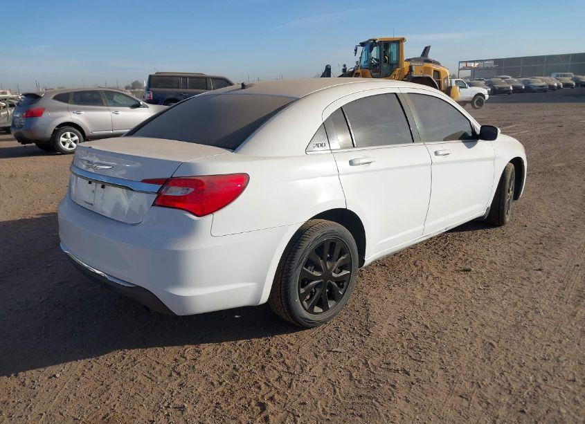 Photo 4 of 2014 Chrysler 200 LX (VIN 1C3CCBAB3EN145337)