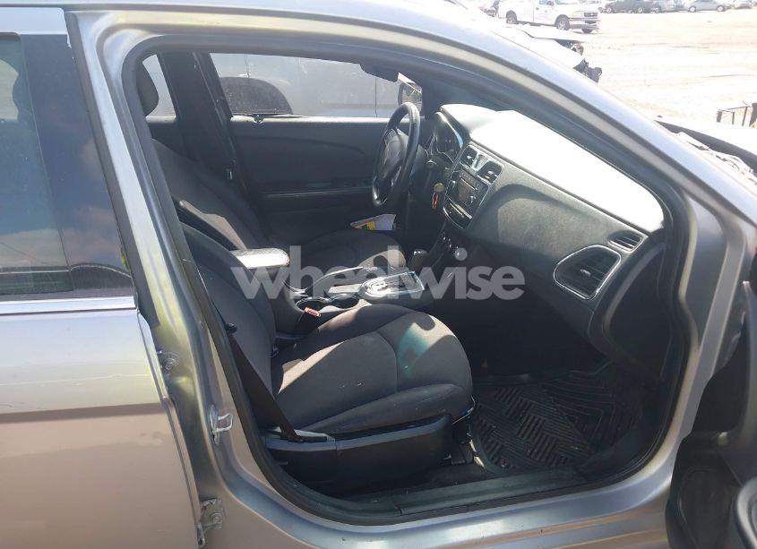 Photo 5 of 2014 Chrysler 200 LX (VIN 1C3CCBAB3EN168441)