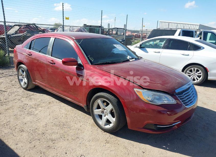 2014 Chrysler 200 LX (VIN 1C3CCBAB3EN230680) main photo