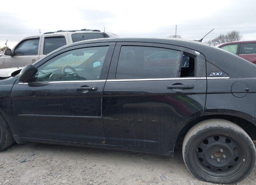 Photo 14 of 2012 Chrysler 200 LX (VIN 1C3CCBAB4CN199632)