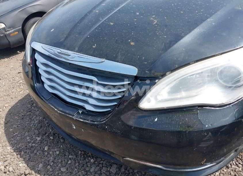 Photo 6 of 2012 Chrysler 200 LX (VIN 1C3CCBAB4CN244617)