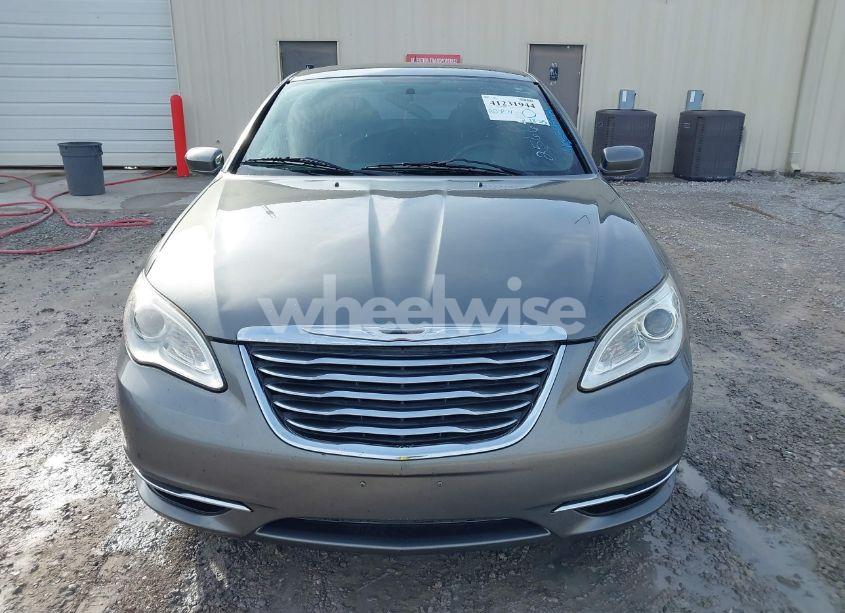 Photo 6 of 2012 Chrysler 200 LX (VIN 1C3CCBAB4CN256654)