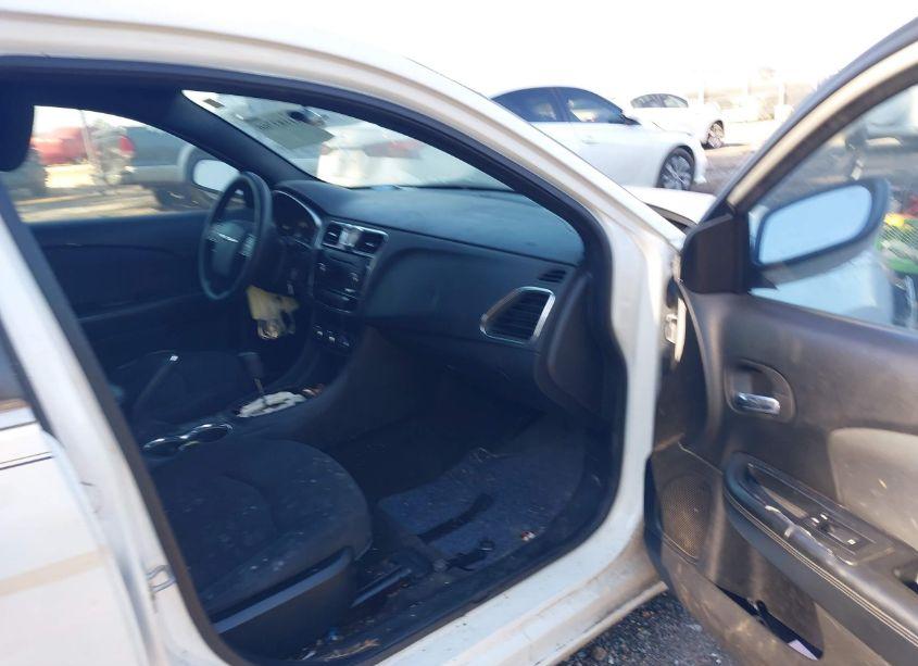 Photo 5 of 2012 Chrysler 200 LX (VIN 1C3CCBAB4CN282400)