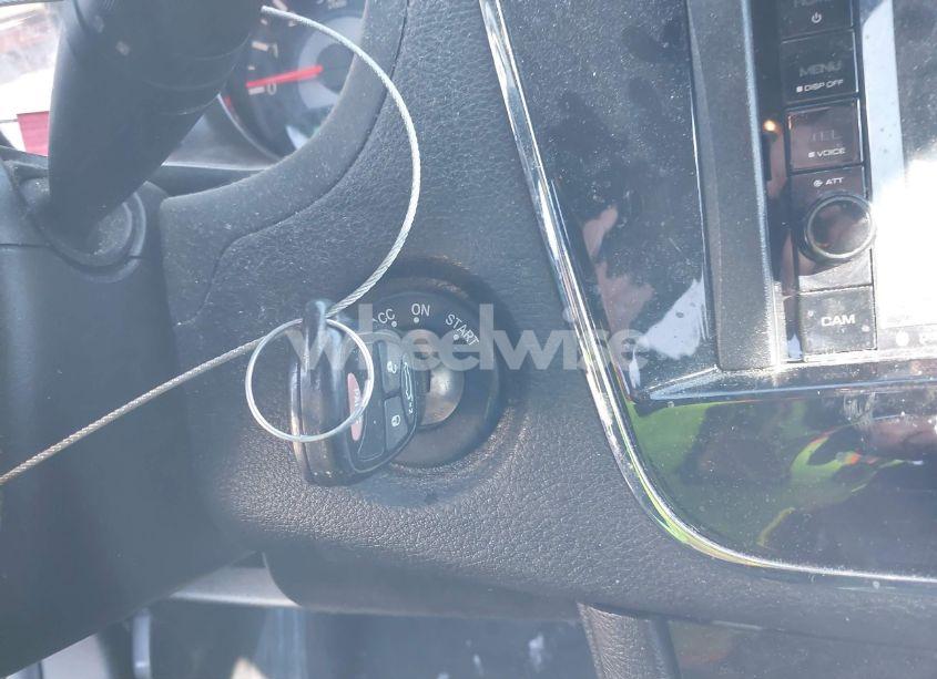 Photo 11 of 2012 Chrysler 200 LX (VIN 1C3CCBAB4CN317548)