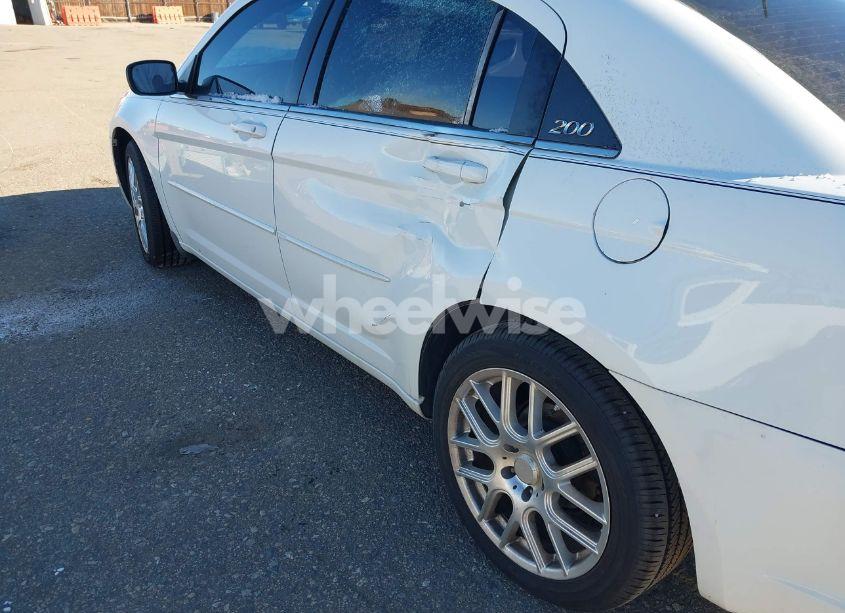 Photo 6 of 2012 Chrysler 200 LX (VIN 1C3CCBAB4CN317548)