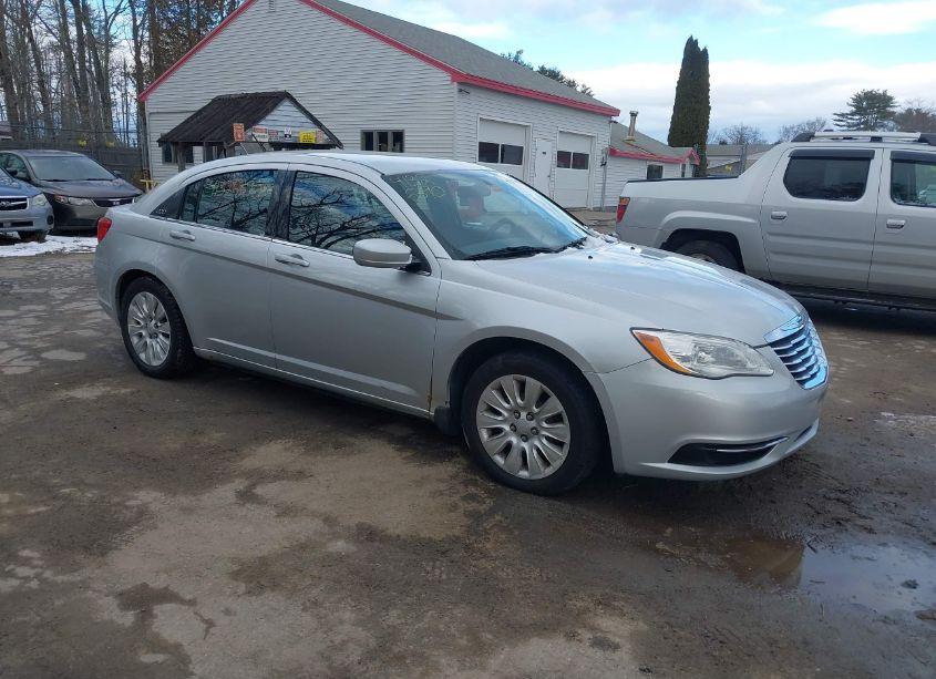 2012 Chrysler 200 LX (VIN 1C3CCBAB4CN321051) main photo
