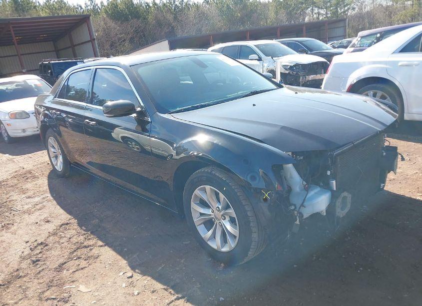 2013 Chrysler 200 LX (VIN 1C3CCBAB4DN640550) main photo