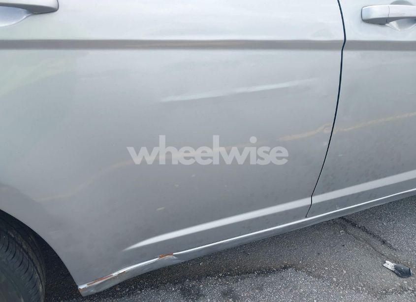 Photo 14 of 2013 Chrysler 200 LX (VIN 1C3CCBAB4DN646753)