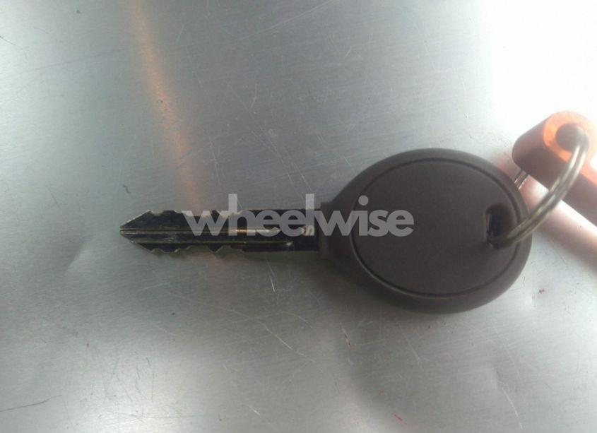 Photo 11 of 2014 Chrysler 200 LX (VIN 1C3CCBAB4EN141555)