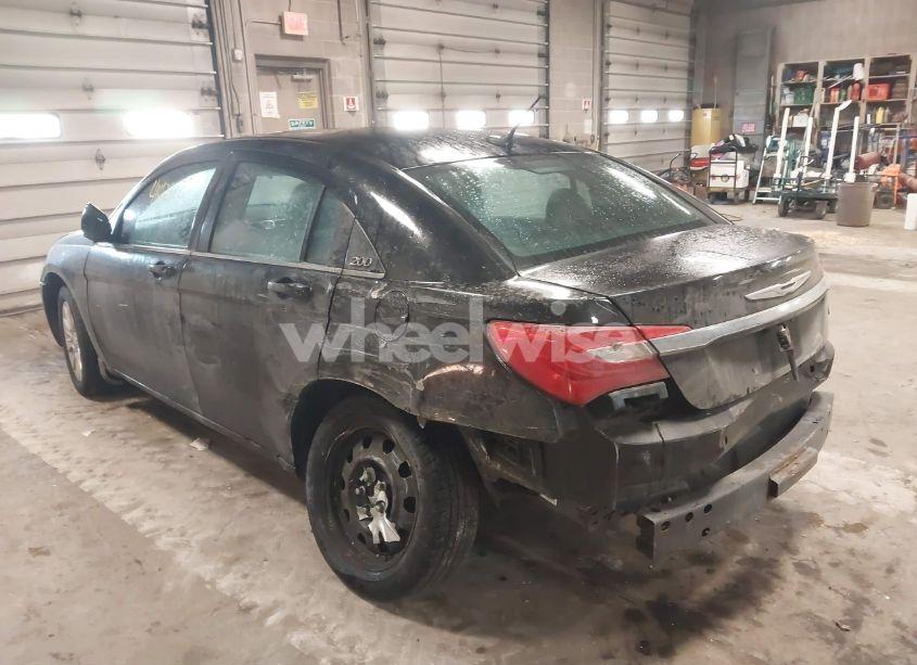 Photo 3 of 2014 Chrysler 200 LX (VIN 1C3CCBAB4EN205996)