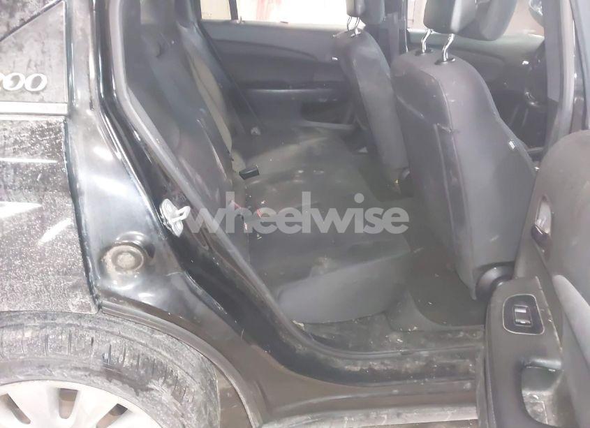 Photo 8 of 2014 Chrysler 200 LX (VIN 1C3CCBAB4EN205996)