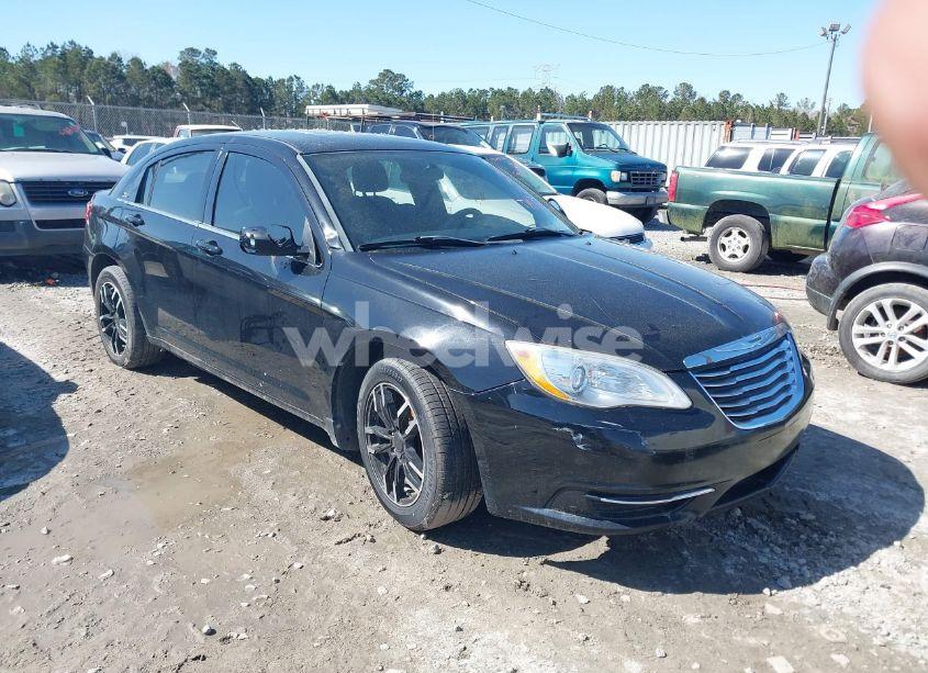 2012 Chrysler 200 LX (VIN 1C3CCBAB5CN103801) main photo