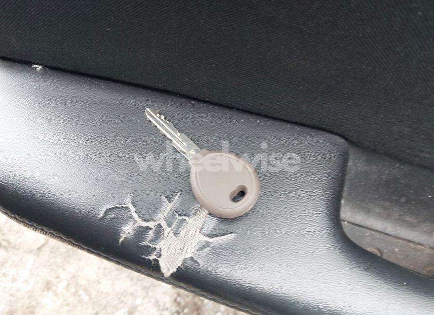 Photo 11 of 2012 Chrysler 200 LX (VIN 1C3CCBAB5CN103801)