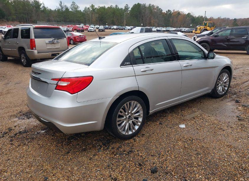 Photo 4 of 2012 Chrysler 200 LX (VIN 1C3CCBAB5CN104740)