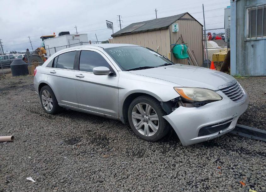 2012 Chrysler 200 LX (VIN 1C3CCBAB5CN184251) main photo