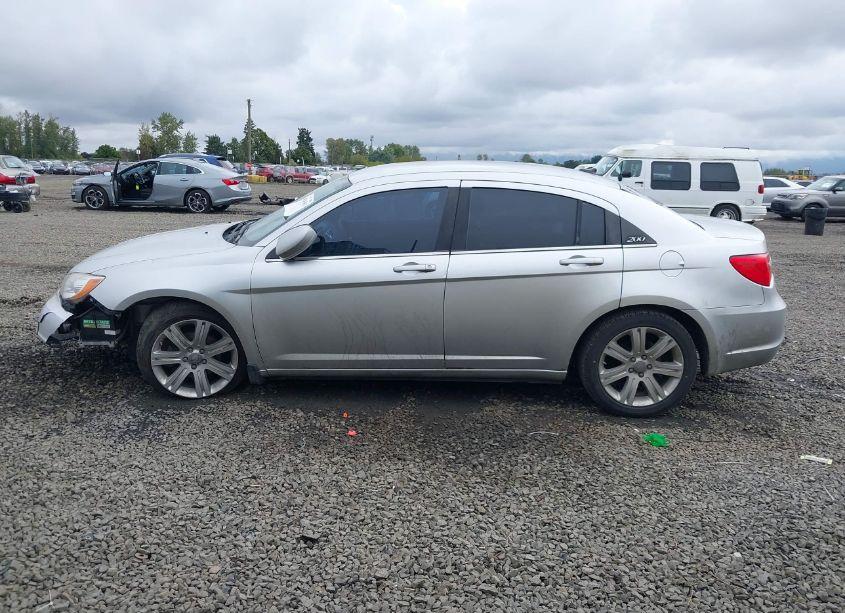 Photo 15 of 2012 Chrysler 200 LX (VIN 1C3CCBAB5CN184251)