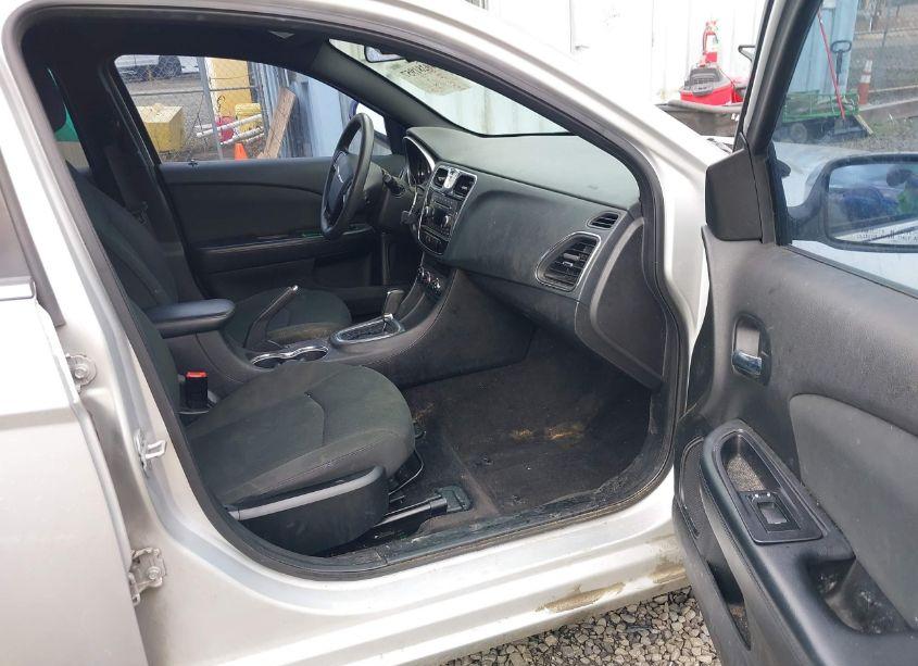 Photo 5 of 2012 Chrysler 200 LX (VIN 1C3CCBAB5CN184251)