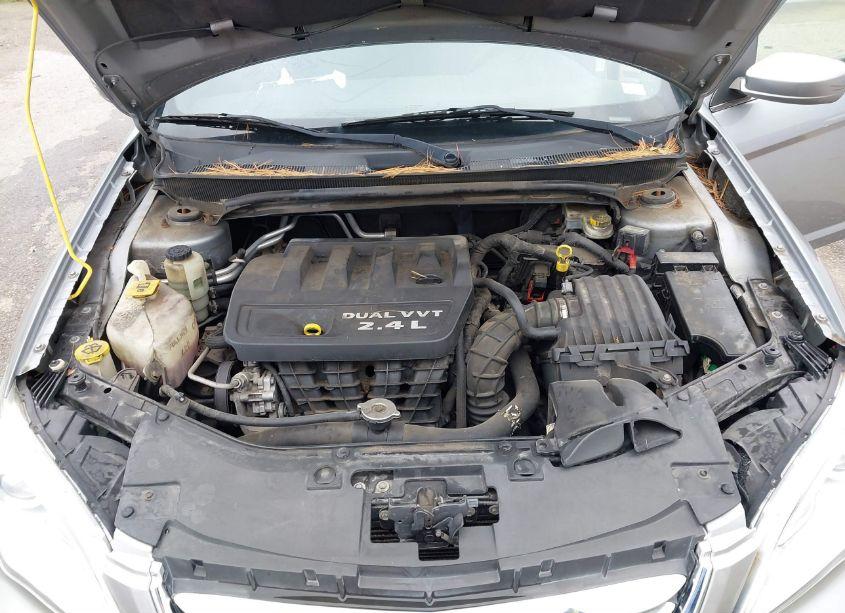 Photo 10 of 2013 Chrysler 200 LX (VIN 1C3CCBAB5DN641447)