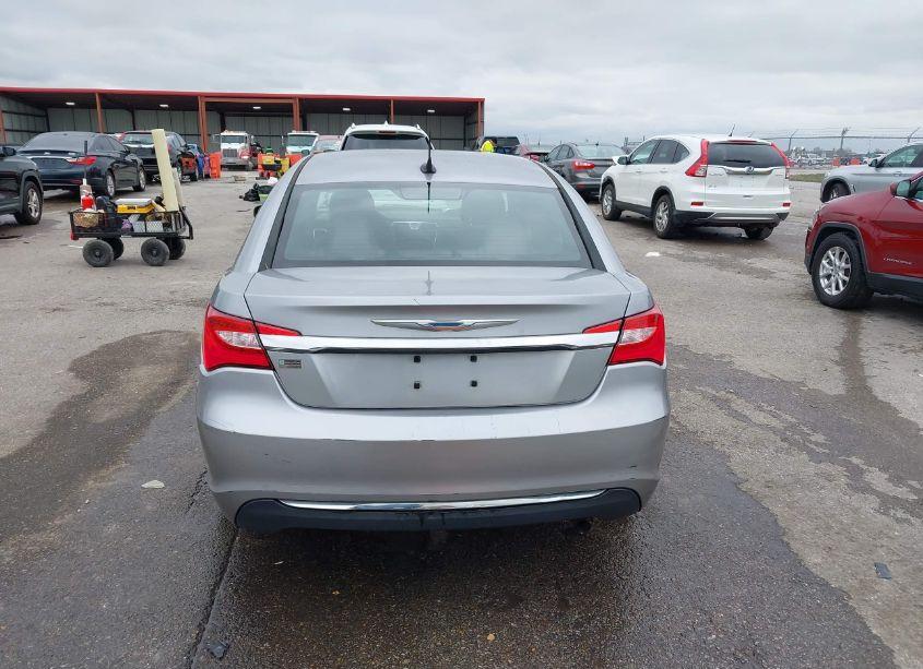 Photo 16 of 2013 Chrysler 200 LX (VIN 1C3CCBAB5DN641447)