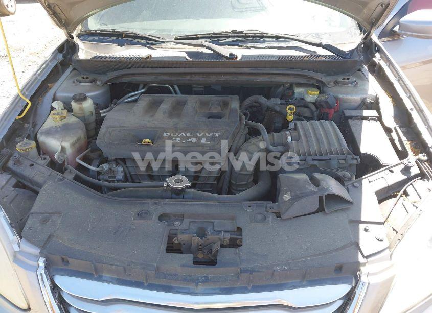 Photo 10 of 2013 Chrysler 200 LX (VIN 1C3CCBAB5DN642131)